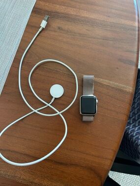 Apple Watch with Gold Mesh Milanese Loop